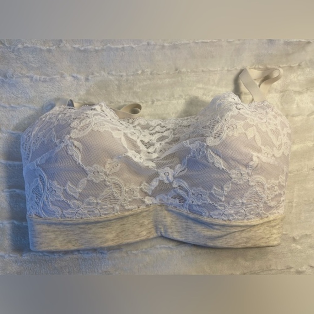 Le Mystere Cream and White Cotton Touch Wireless Lace Bra 36G NWT
